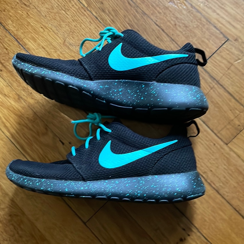 Nike roshes